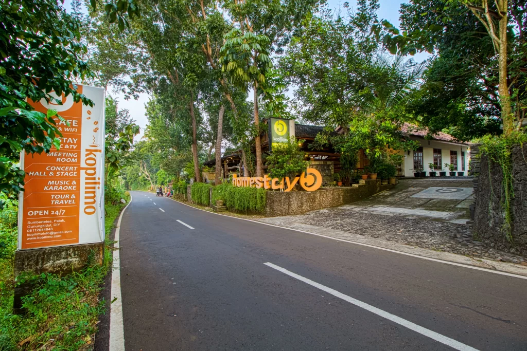 Gerbang Kopilimo Cafe & Homestay